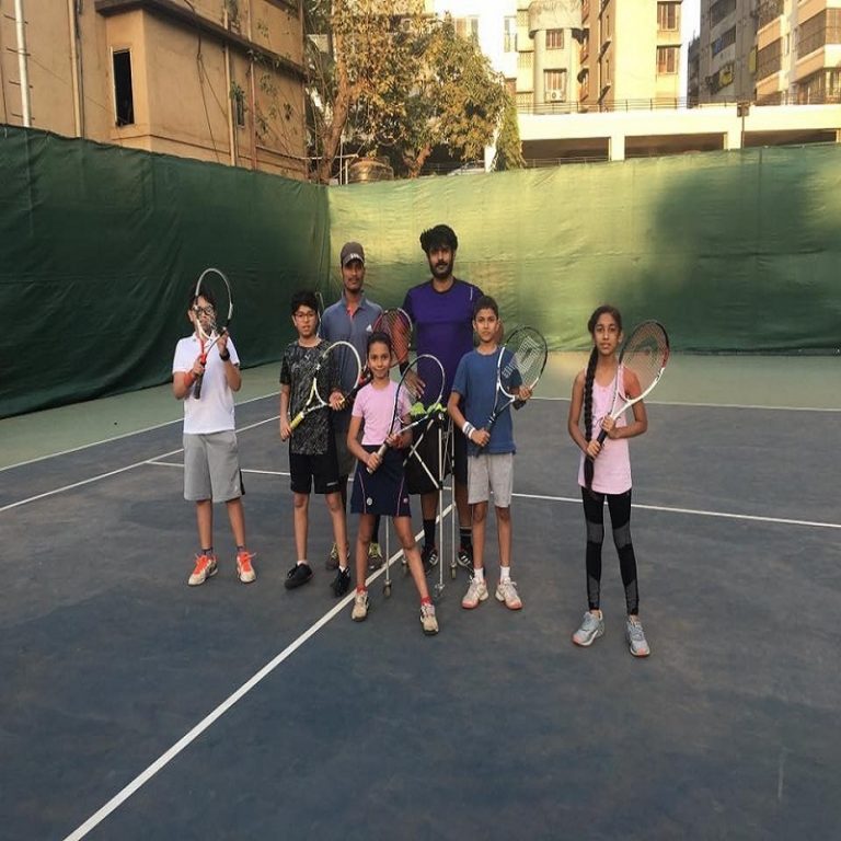 ACHARNÉ SPORT in Dadar Youngbutterfly